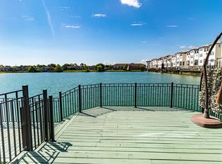 8919 Lakeshore Bend Dr, Houston, TX 77080