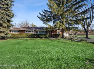 3201 N Betty Dr, Arlington Heights, IL 60004