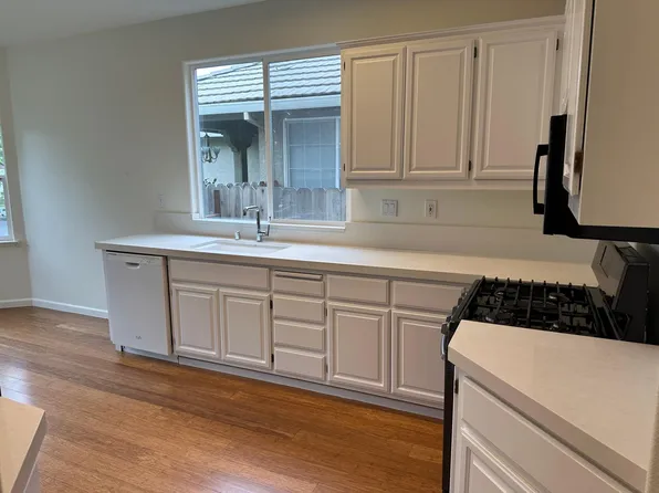 2123 Devonshire Dr, Napa, CA 94558