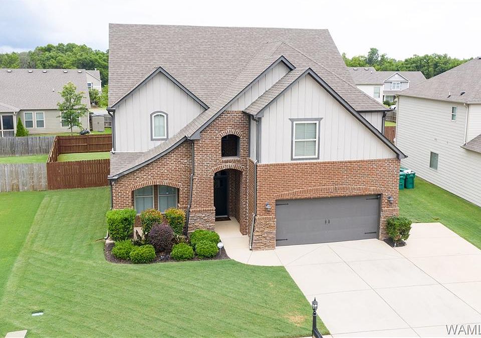 1st image of 7238 Garden Wood Ct