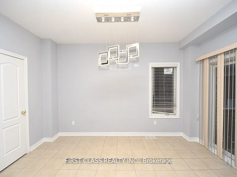 1542 Bruny Ave #UPPER — Photo 10