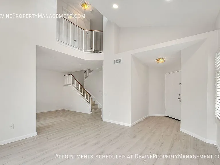902 California Privado — Photo 19