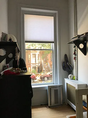 Rented by Metropolitan Realty | media 5