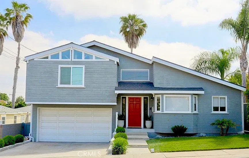1104 Steinhart Ave