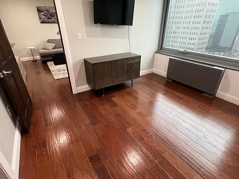 320 Fort Duquesne Blvd #17-O — Photo 9