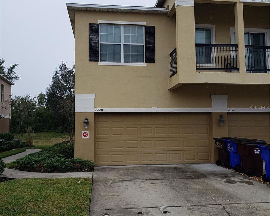 1st image of 2220 Betsy Ross Ln #1