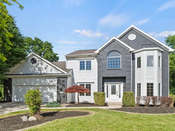 2715 Woodhollow Ct, Fort Wayne, IN 46825