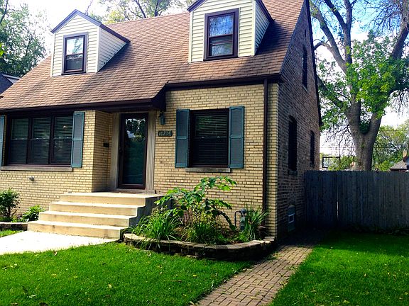 2nd image of 10734 S Artesian Ave
