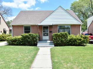 1025 Leith Ave, Waukegan, IL 60085