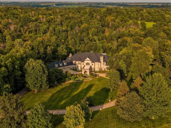 3187 Feather Ridge Rd, Toddville, IA 52341