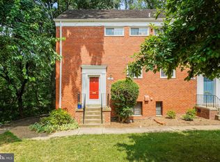 1557 Mount Eagle Pl, Alexandria, VA 22302
