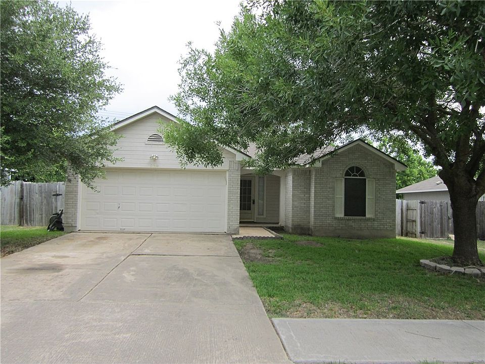 1st image of 230 Briarstone Dr