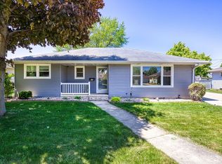 332 S Patrick St, Kimberly, WI 54136
