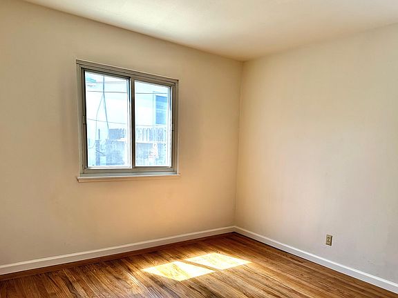 4th image of 328 San Jose Ave #328