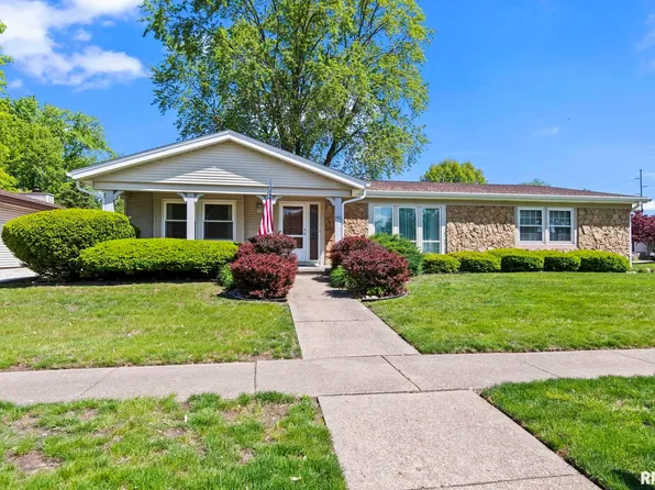 143 Laconwood Dr, Springfield, IL 62712