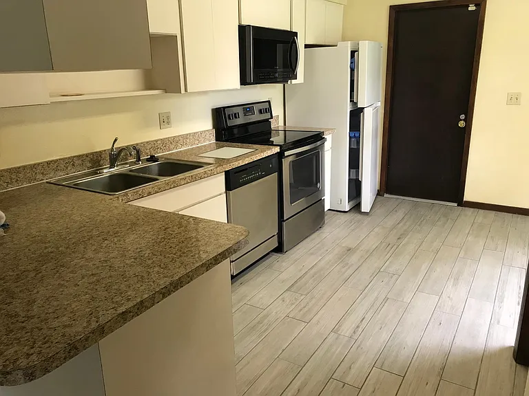 6410 S Adelia Ave #A — Photo 5