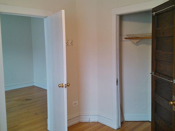 4th image of 3117 N Sheffield Ave #3