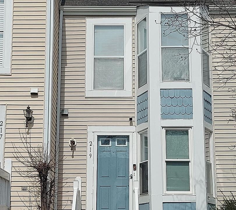 1st image of 219 Sycamore Ridge Rd
