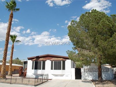 4225 Peachblossom Ln, Las Vegas, NV, 89108
