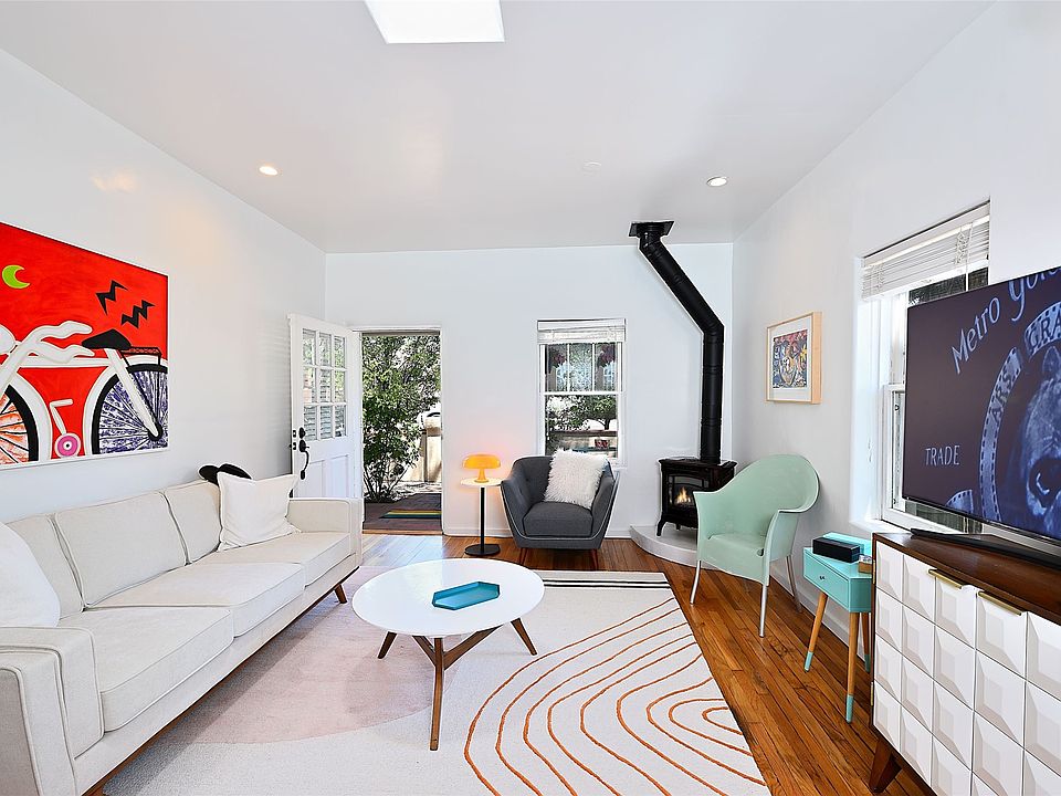 1st image of 758 Allendale St #1