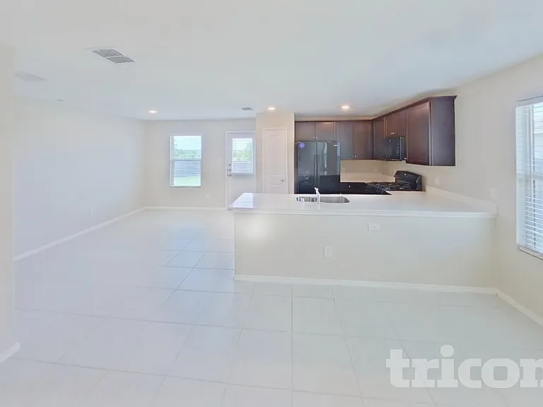 6340 Bristolwood Dr — Photo 3
