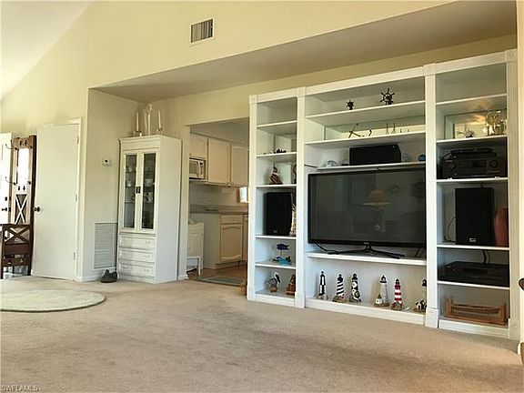 4th image of 1630 Begonia Ct