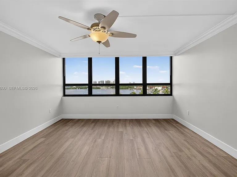 1 Grove Isle Dr #506 — Photo 31