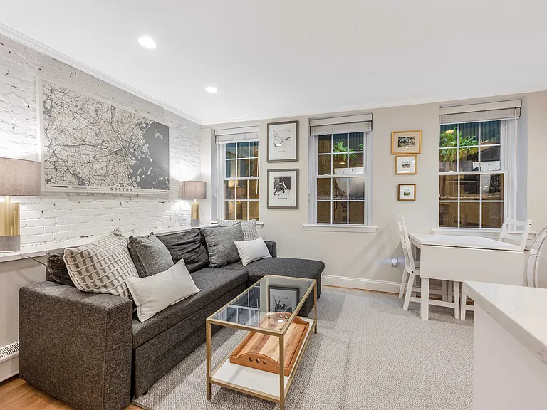 45 1/2 Garden St #45H — Photo 7