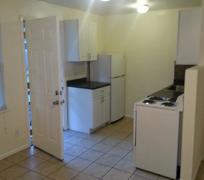 2900 Player St — Photo 6
