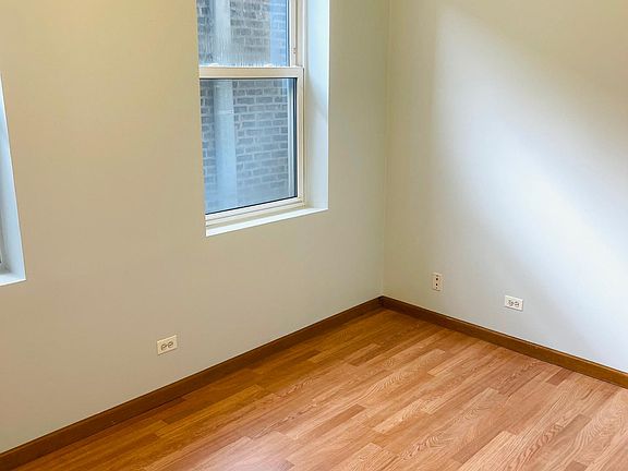 3rd image of 1251 N Paulina St #2