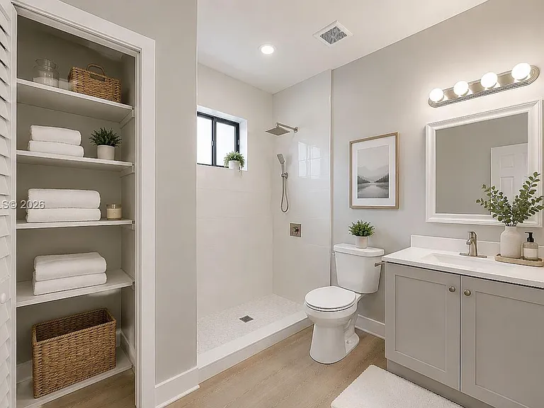 101 W 11th St #8 — Photo 14