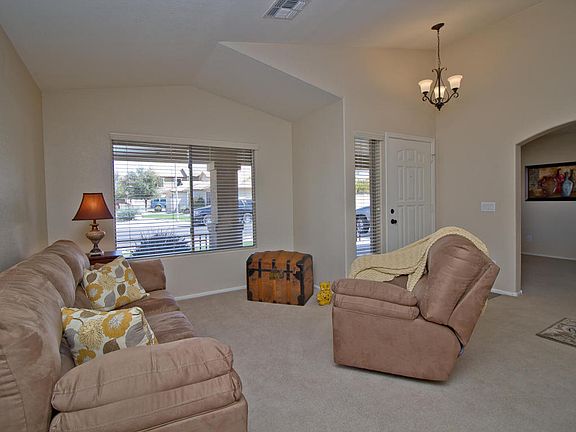 4th image of 238 N 165th Ave