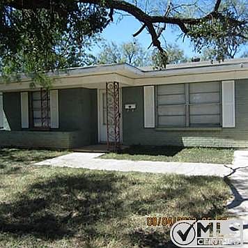 1st image of 426 S La Salle Dr