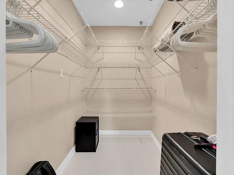 232 Timberlane Dr — Photo 17