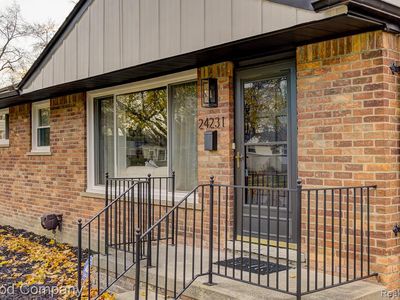 24231 Ridgedale St, Oak Park, MI, 48237