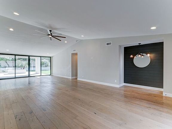 5th image of 2345 E Lupine Ave