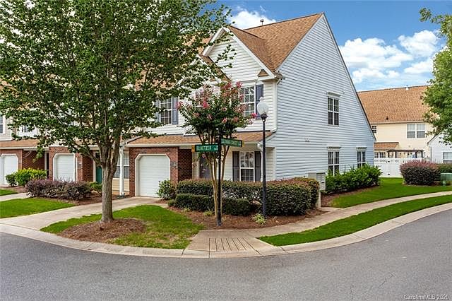 1st image of 11404 Glaetzer Ln