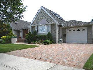 1st image of 1400 Oak Ln