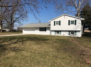 340 W Ferguson Rd, Fort Wayne, IN 46819