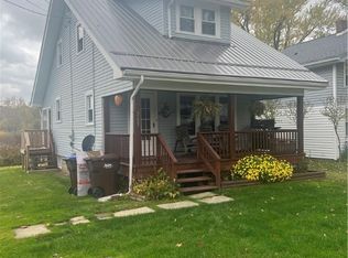 265 N 3rd St, Conneaut Lake, PA 16316