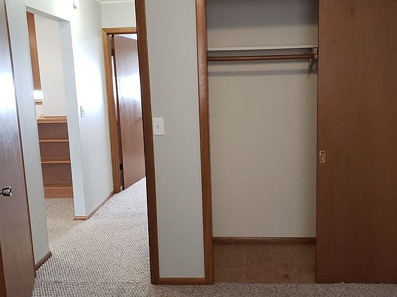 5th image of 706 Roberts Ave NW #4