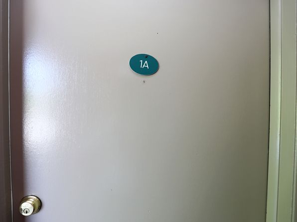 30 Lamb Ave APT 1A