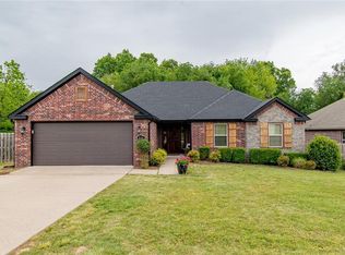 3939 Benjamin Ln, Springdale, AR 72764