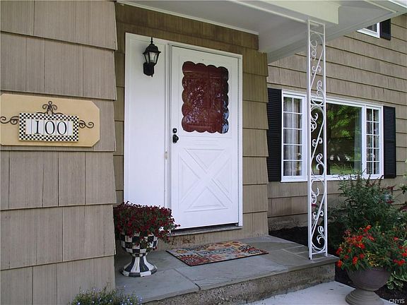 4th image of 100 Cooper Ln