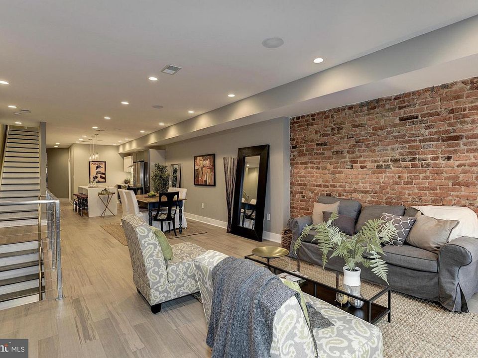 1st image of 3015 Warder St NW #1