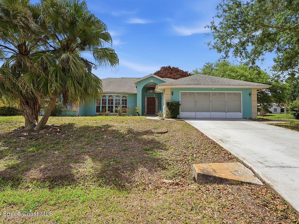 1st image of 400 Vin Rose Cir SE
