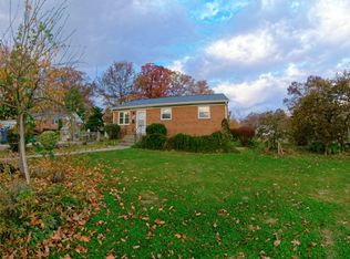 7416 Zenith Ct, Falls Church, VA 22042