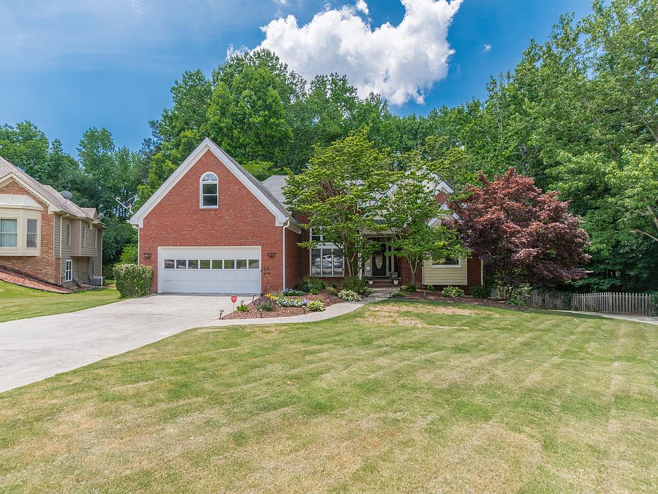 1st image of 1588 Vinings Ct