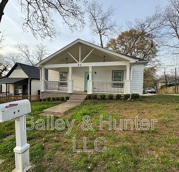 85 Meldon Ave SE — Photo 1