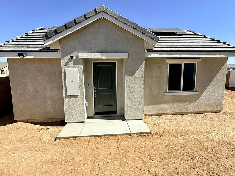 11702 Two Sebastian Rd — Photo 1